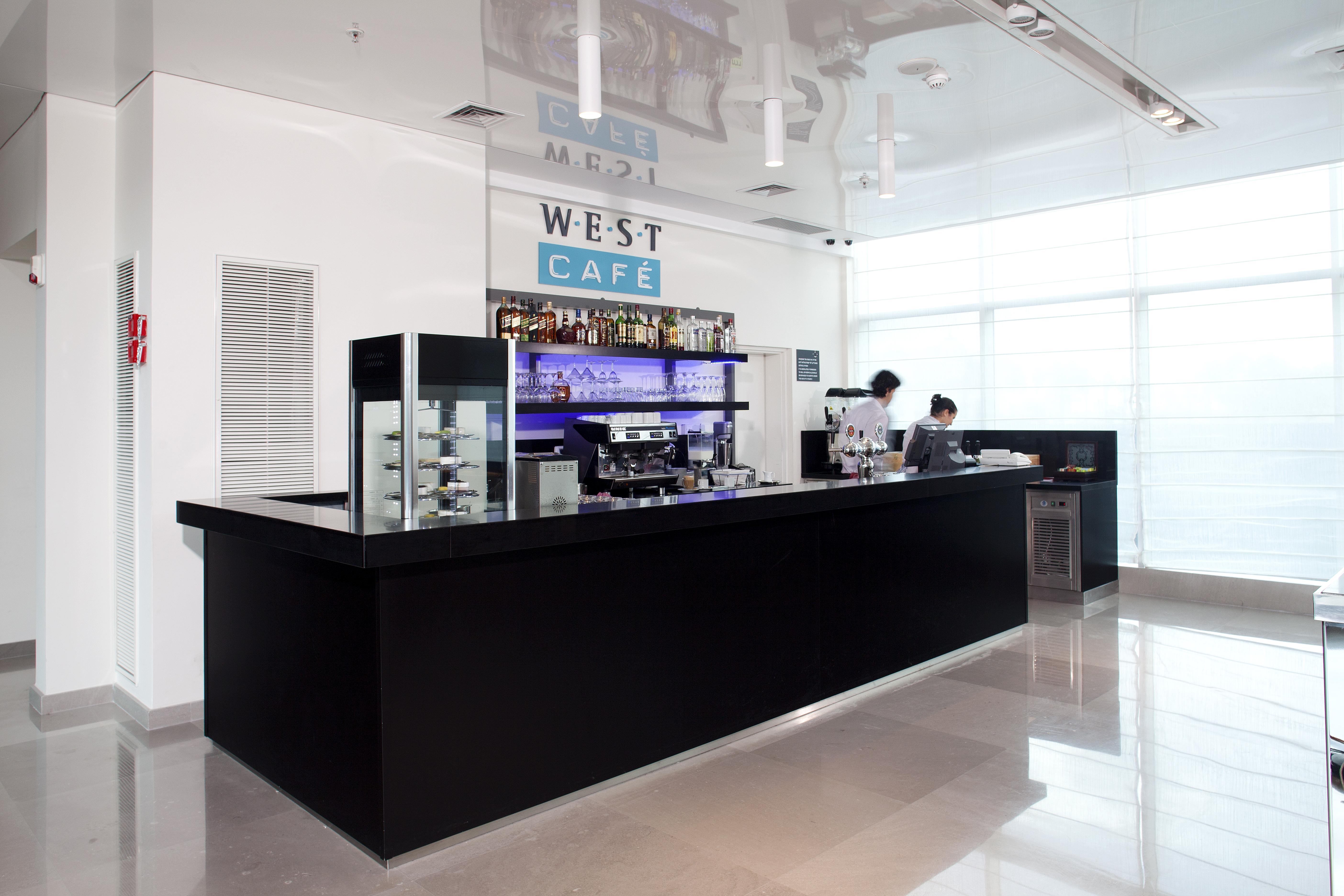 West All Suites Hotel Ashdod Extérieur photo