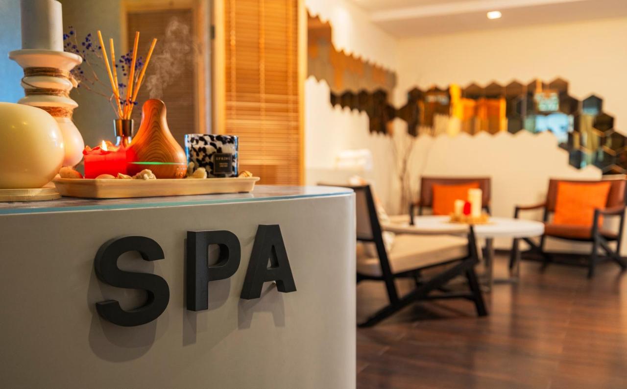 West All Suites Hotel Ashdod Extérieur photo