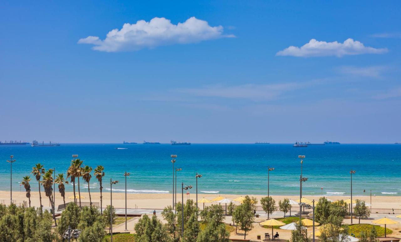 West All Suites Hotel Ashdod Extérieur photo