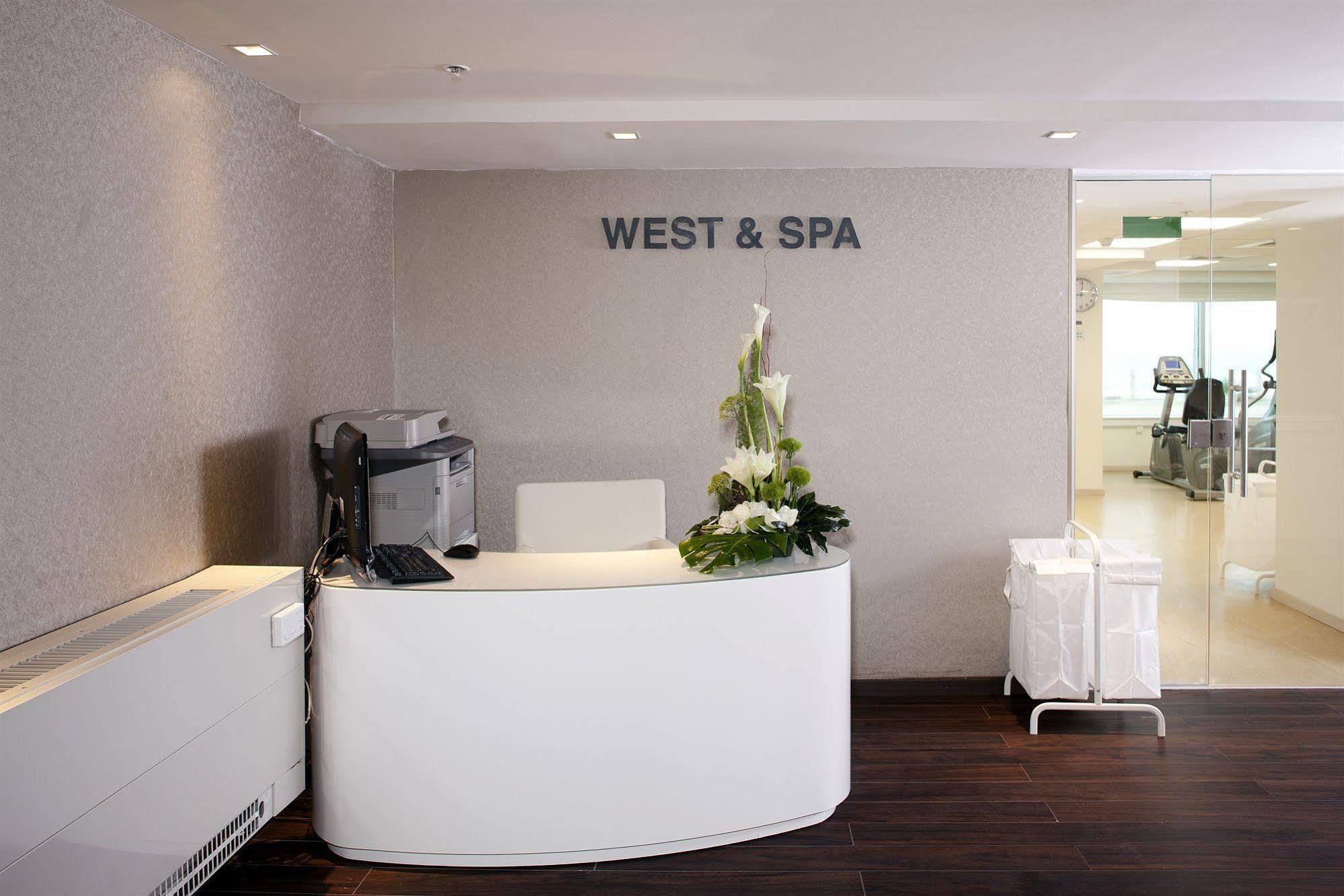 West All Suites Hotel Ashdod Extérieur photo